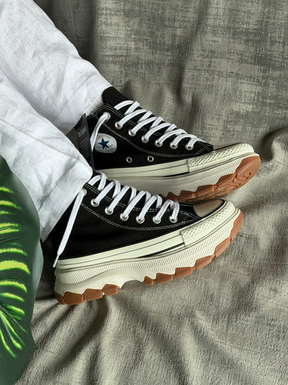 Converse Chuck Taylor “React”