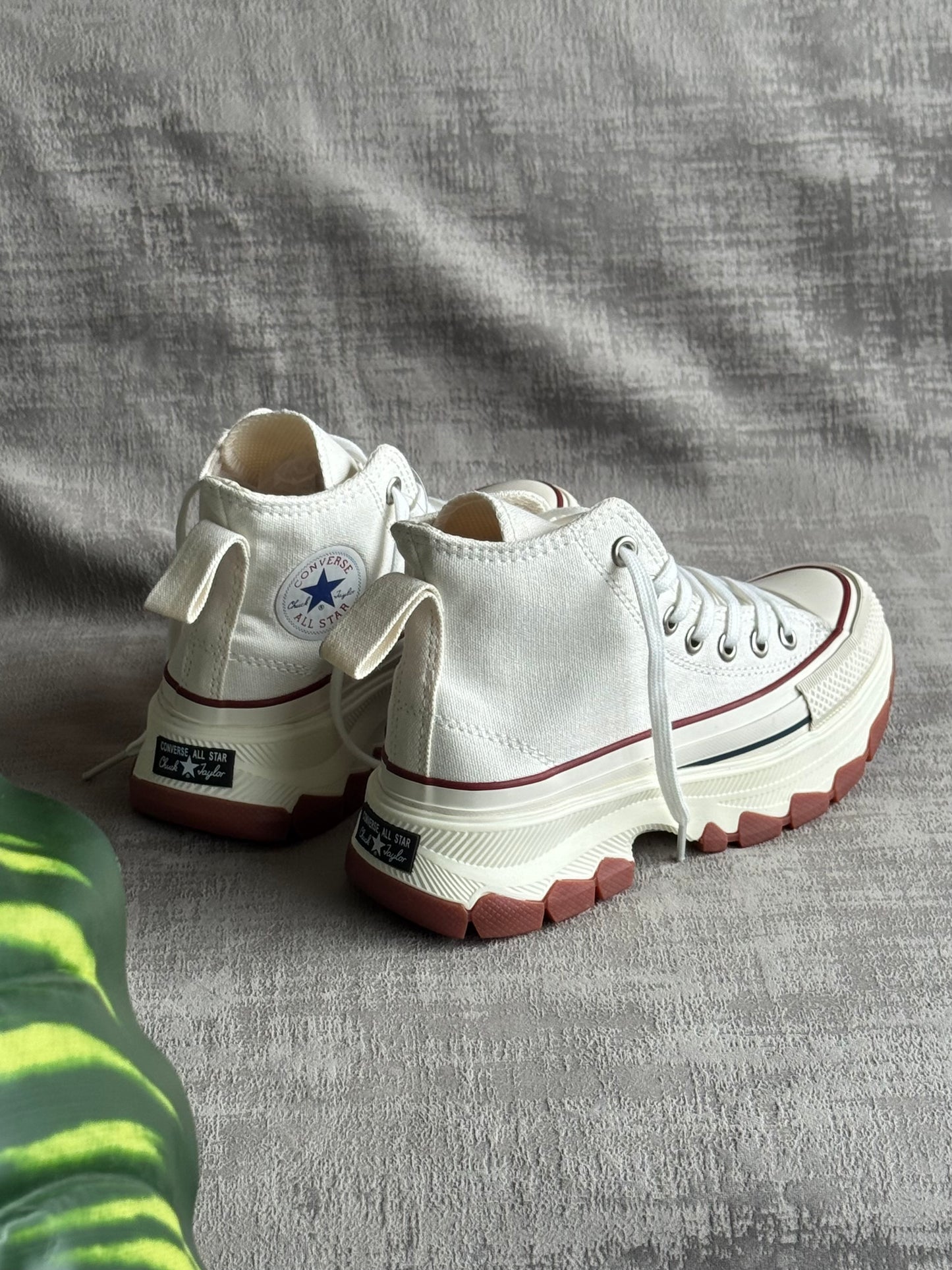 Converse Chuck Taylor “React”