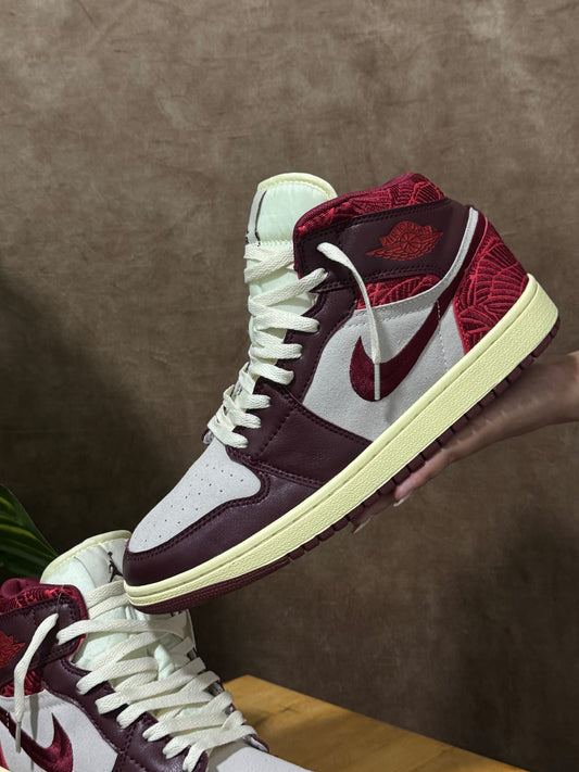 Air Jordan 1 Mid “Tiki Leaf”