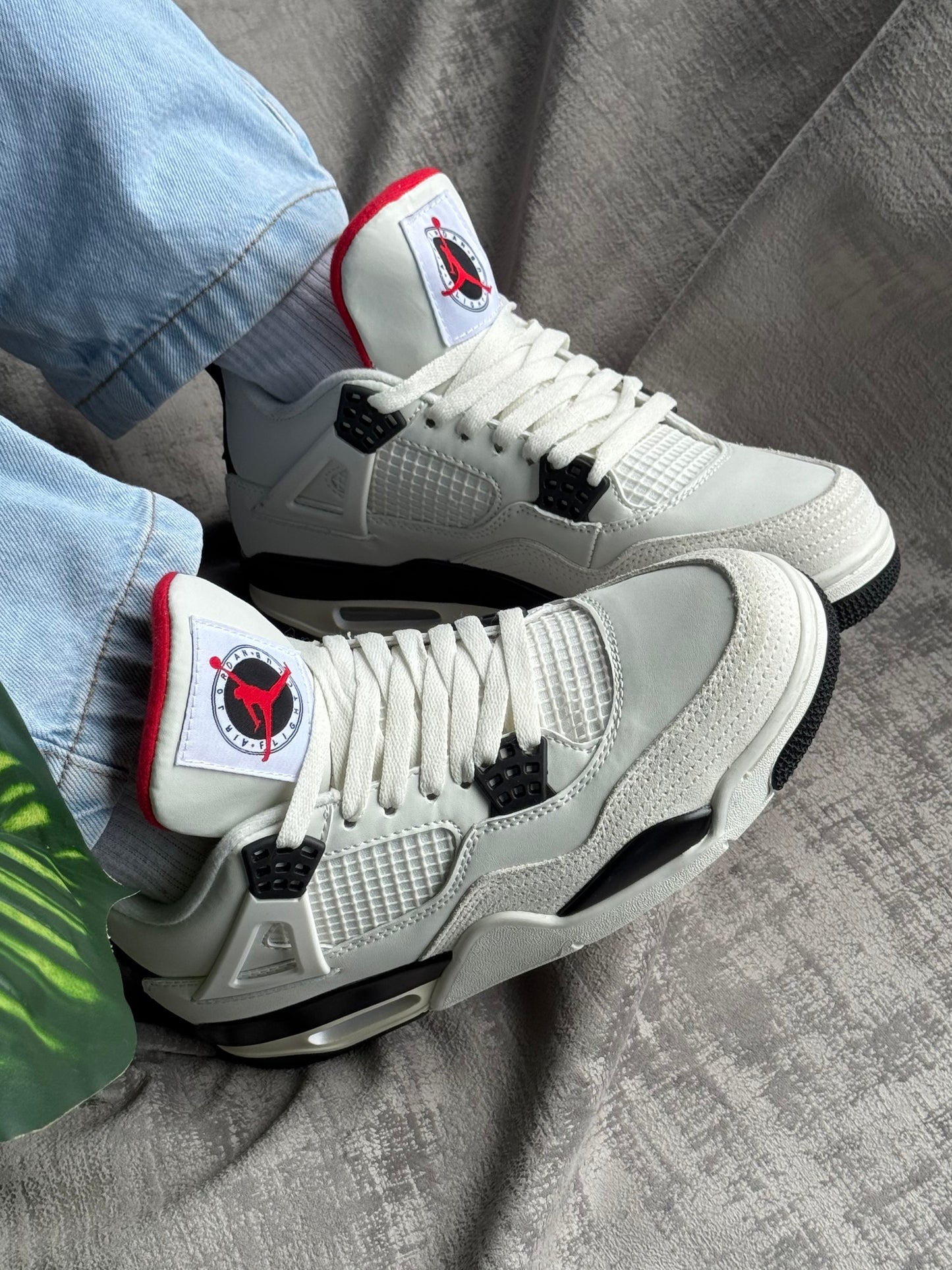 Air Jordan 4 “Flight Club”