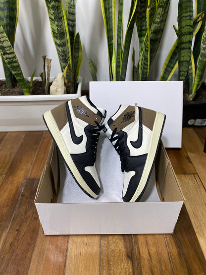 Air Jordan 1 High “Dark Mocha”