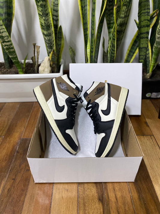 Air Jordan 1 High “Dark Mocha”
