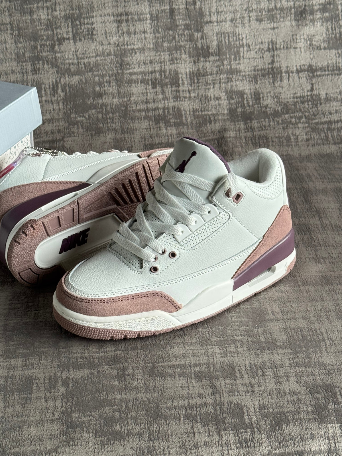 Air Jordan 3 “Champagne & Oysters”