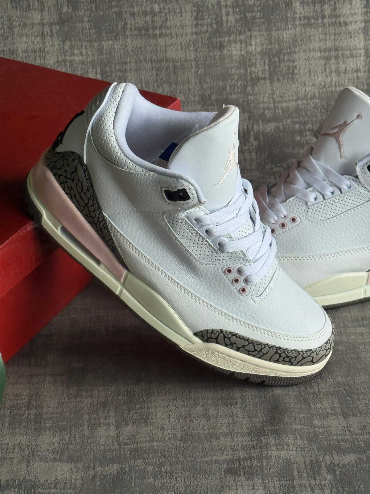 Air Jordan 3 “Dark Mocha”