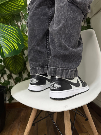 Air Jordan 1 Low “Panda”