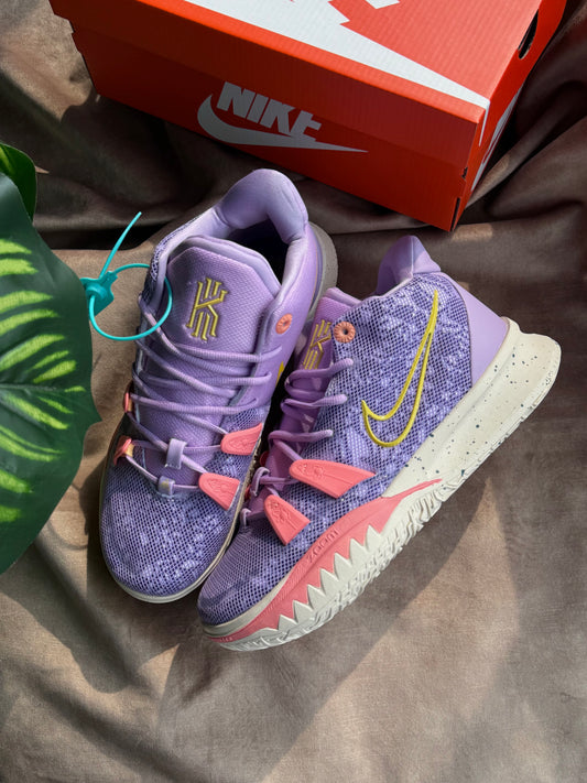 Nike Kyrie 7