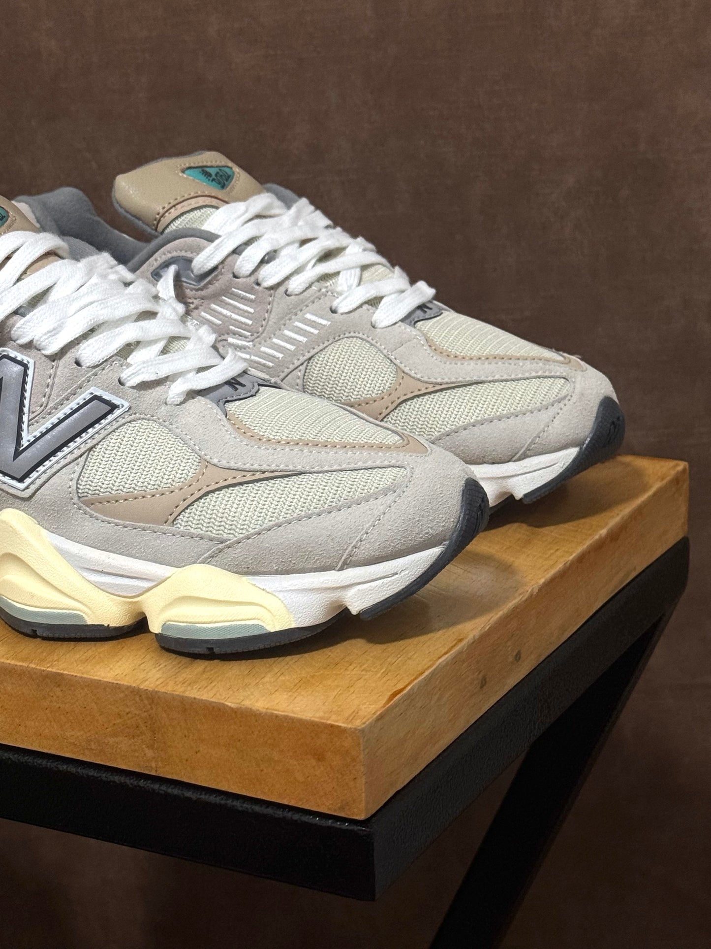 New Balance 9060 Café
