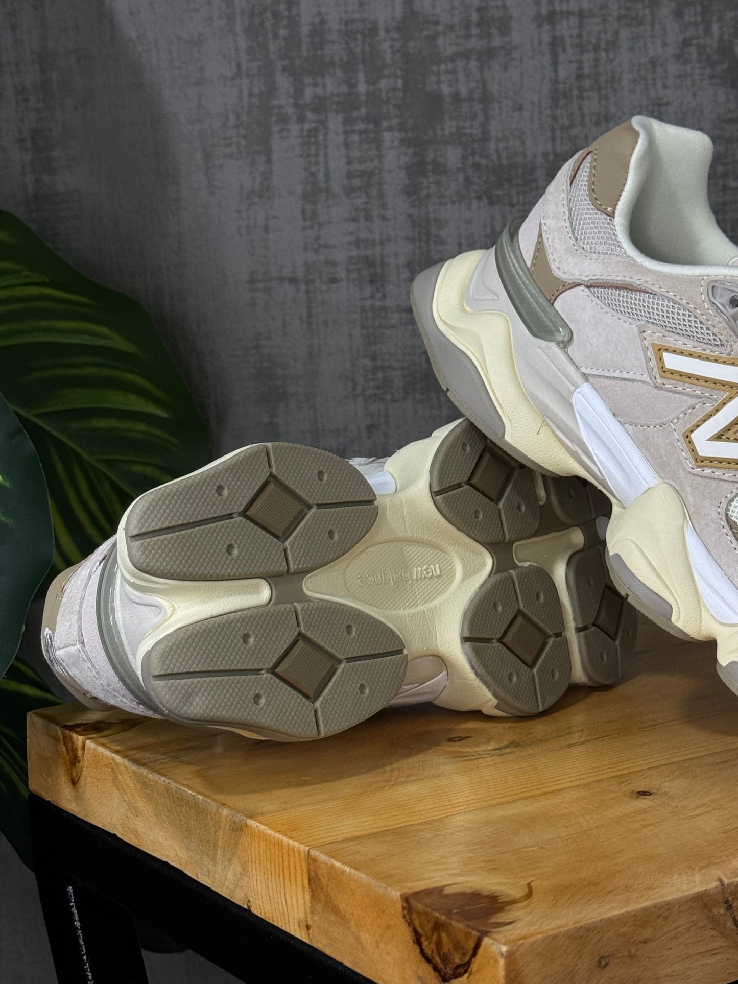 New Balance 9060 Cream