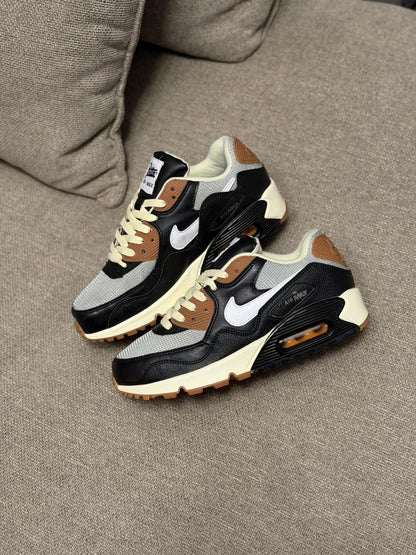 Air Max 90 x Patta
