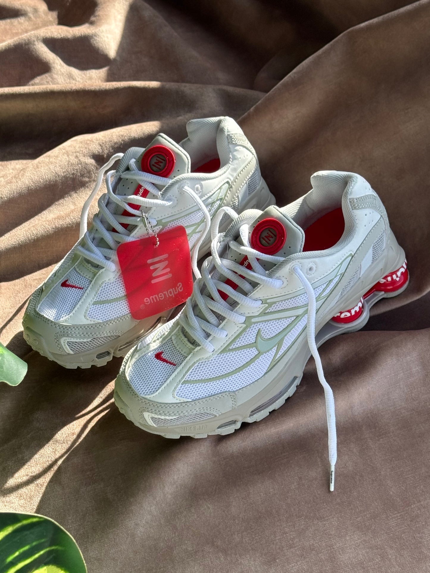 Nike Shox x Supreme