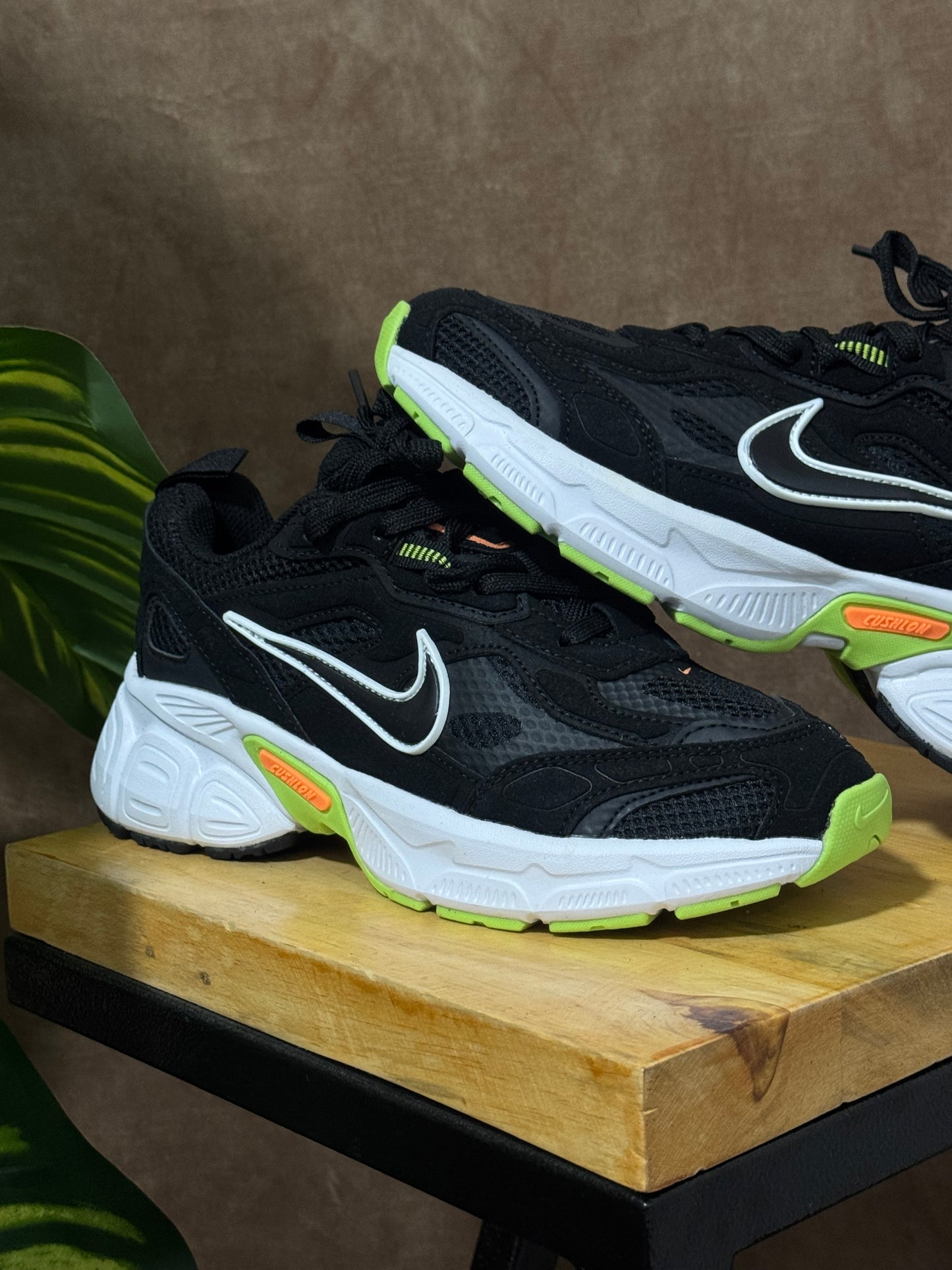 Nike V5K Run