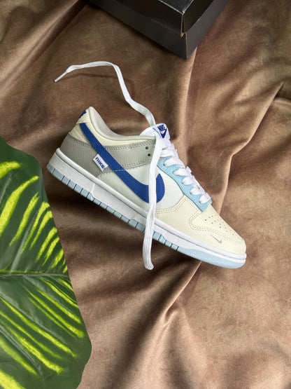 Nike SB Dunk Low “Ivory Huper Royal”