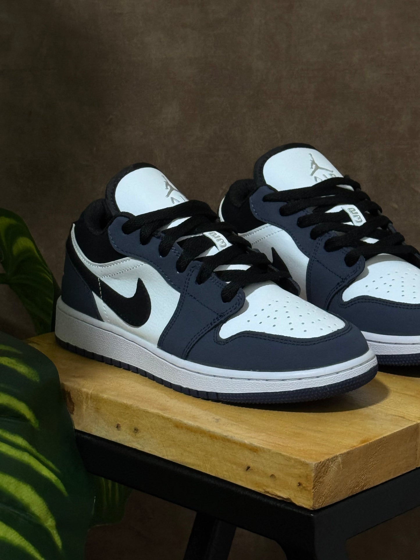 Air Jordan 1 Low “Dark Navy”