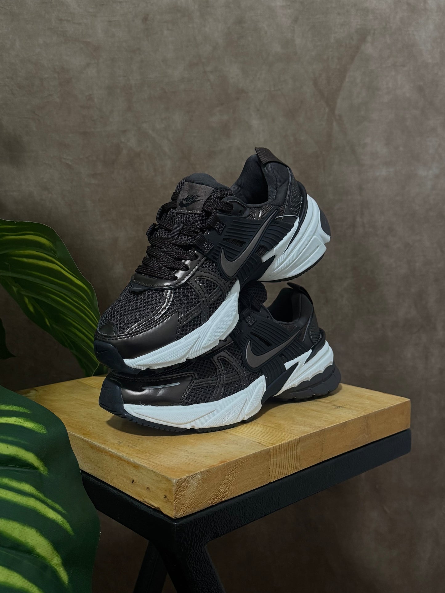 Nike V2K