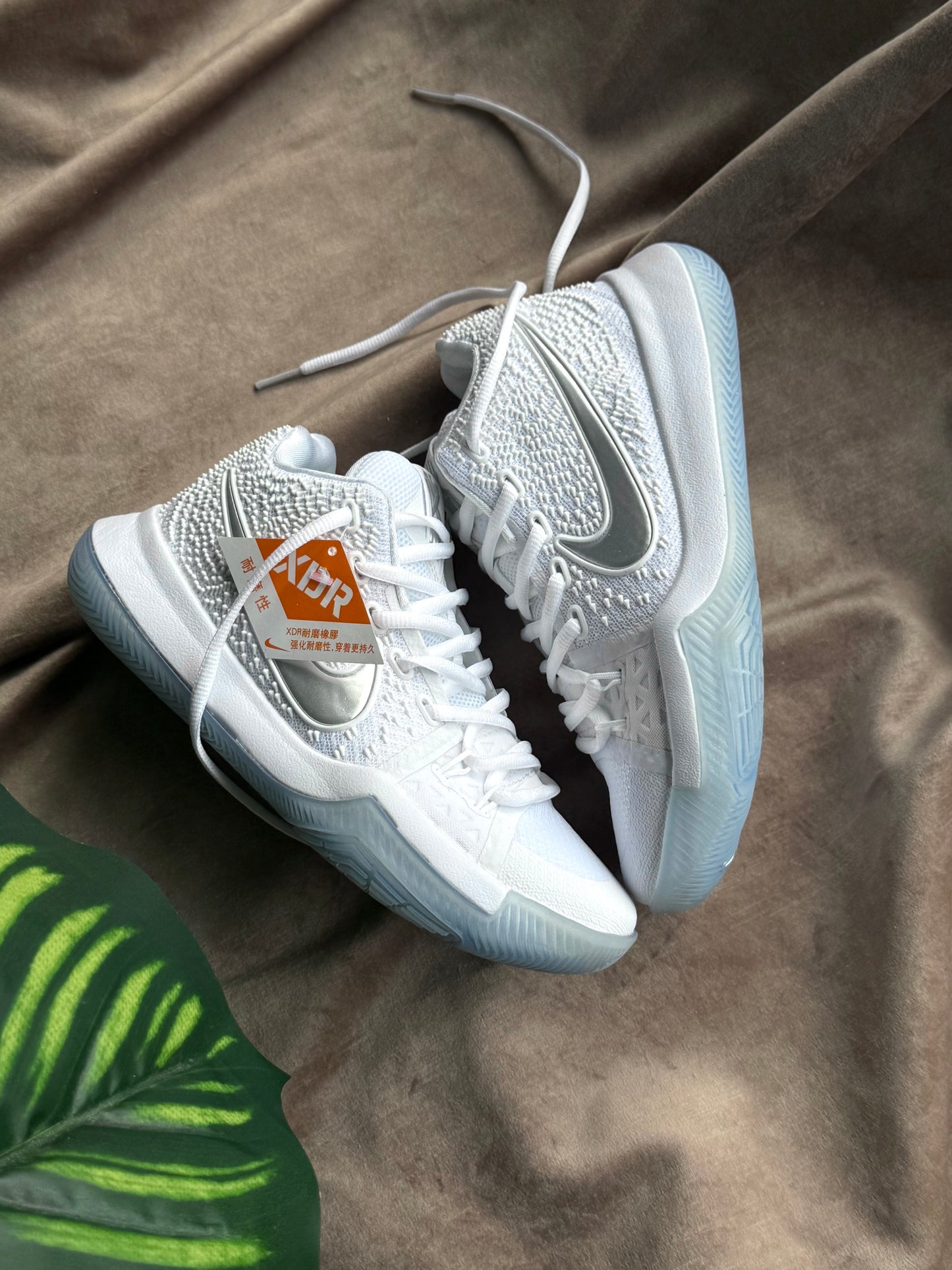 Nike Kyrie 3 “Total White”