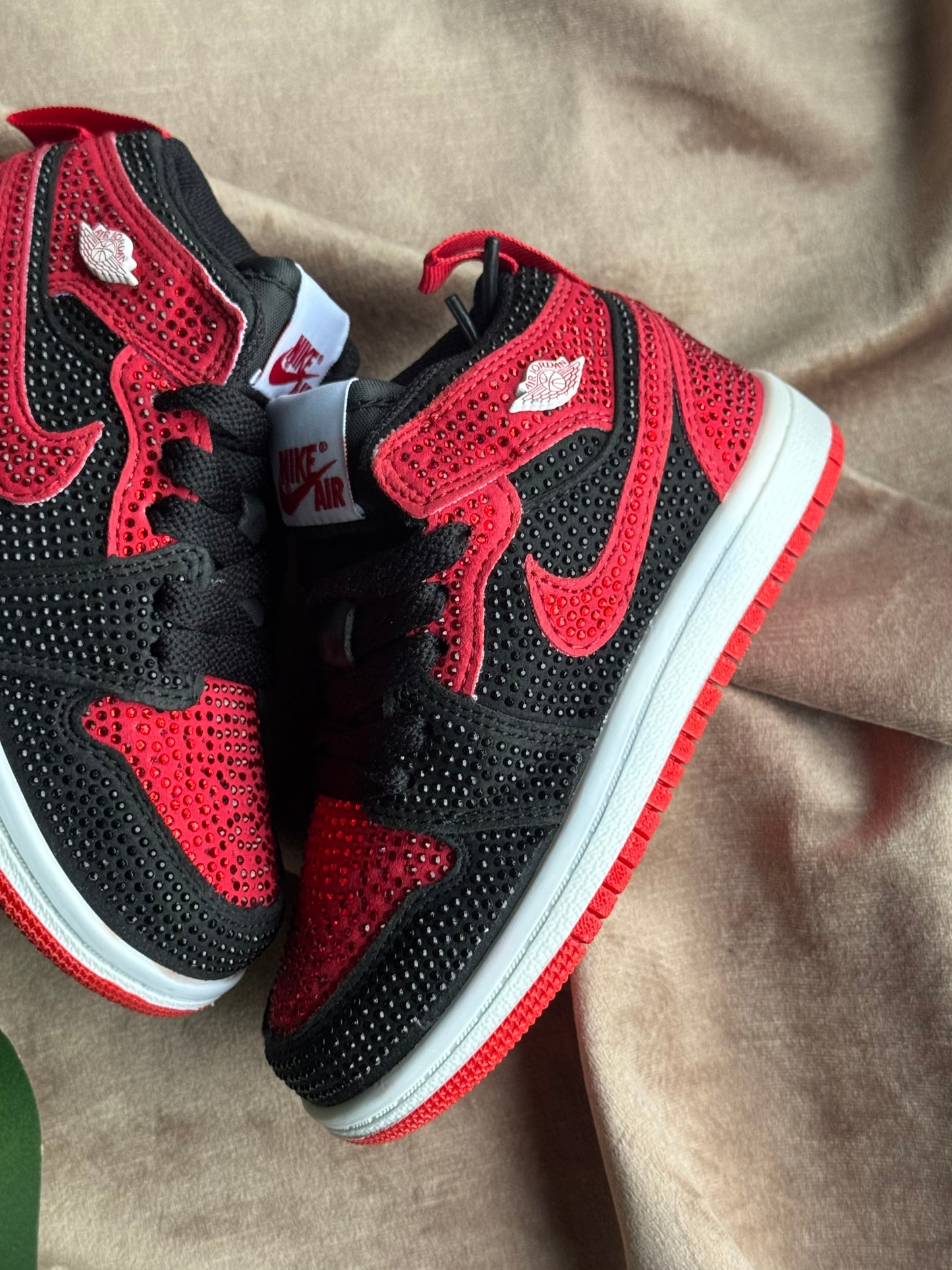 Air Jordan 1 “Swarovsky”