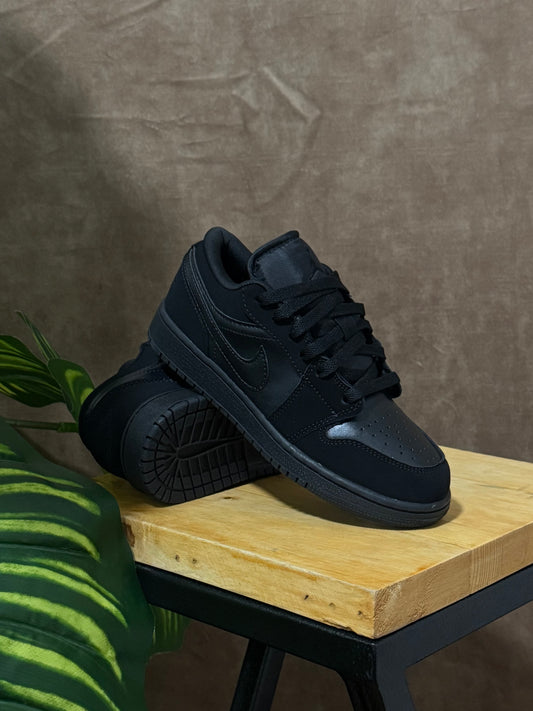 Air Jordan 1 Low “Triple Black”
