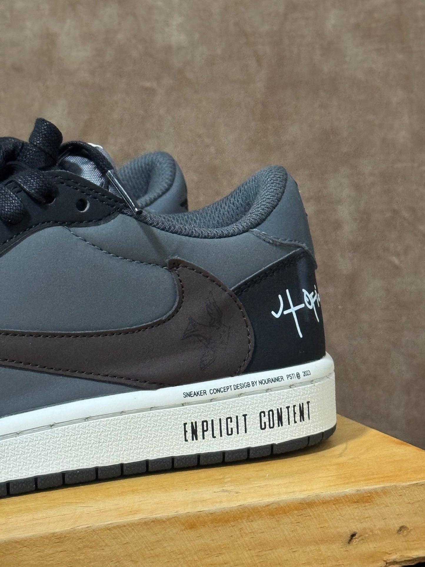 Air Jordan 1 Low x Travis Scott