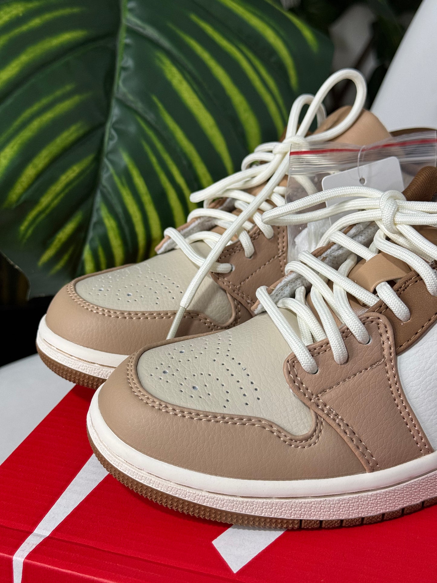 Air Jordan 1 Low “Hemp Light British”