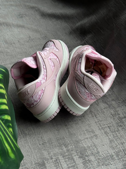 Nike SB Dunk Low “Lace Pack”
