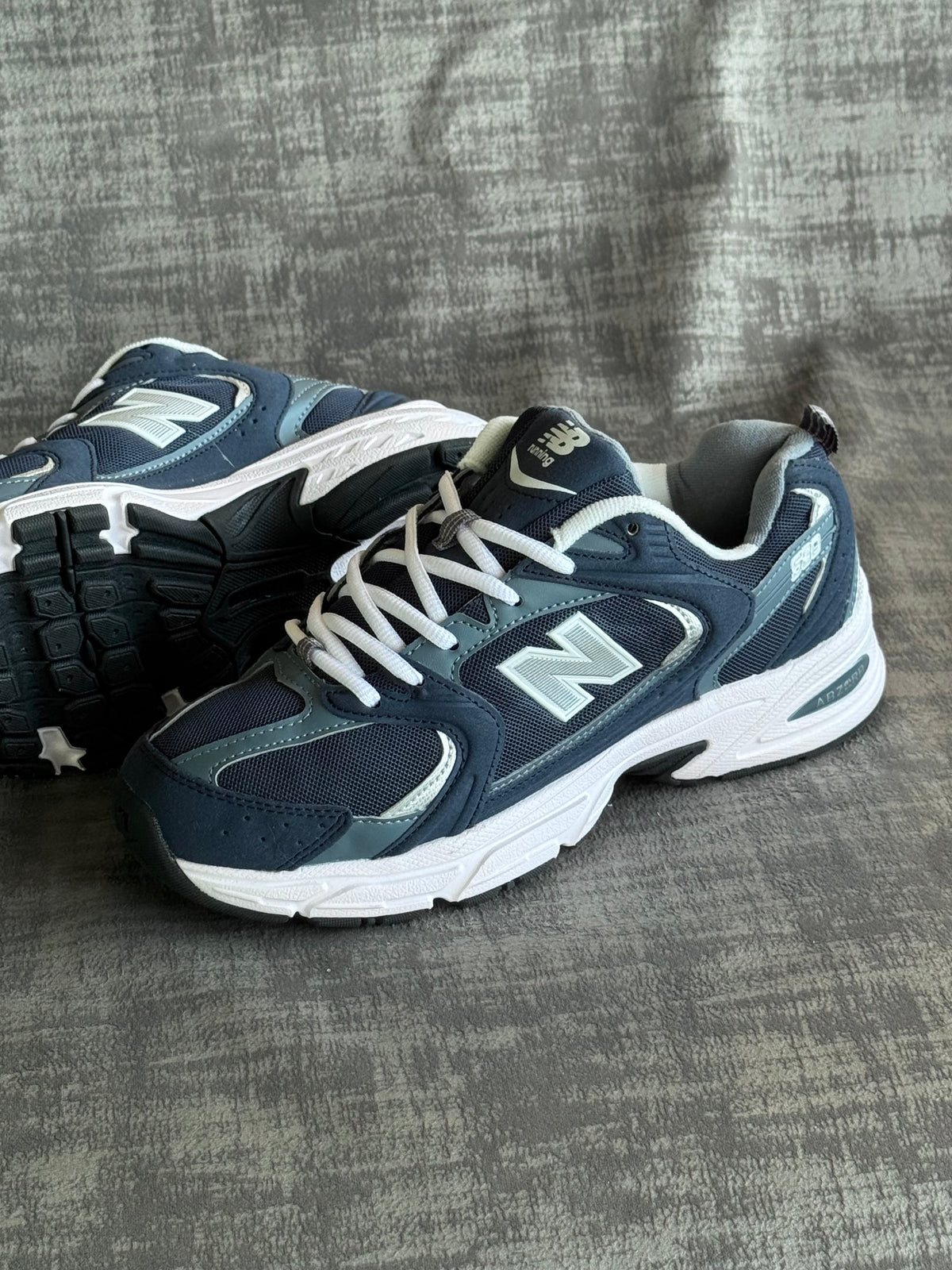 New Balance 530