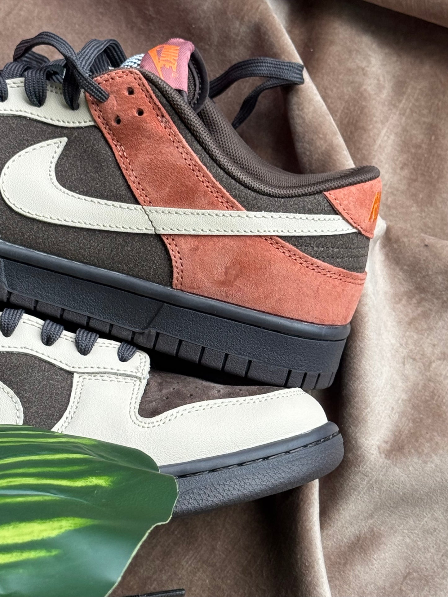 Nike SB Dunk Low “Red Panda”