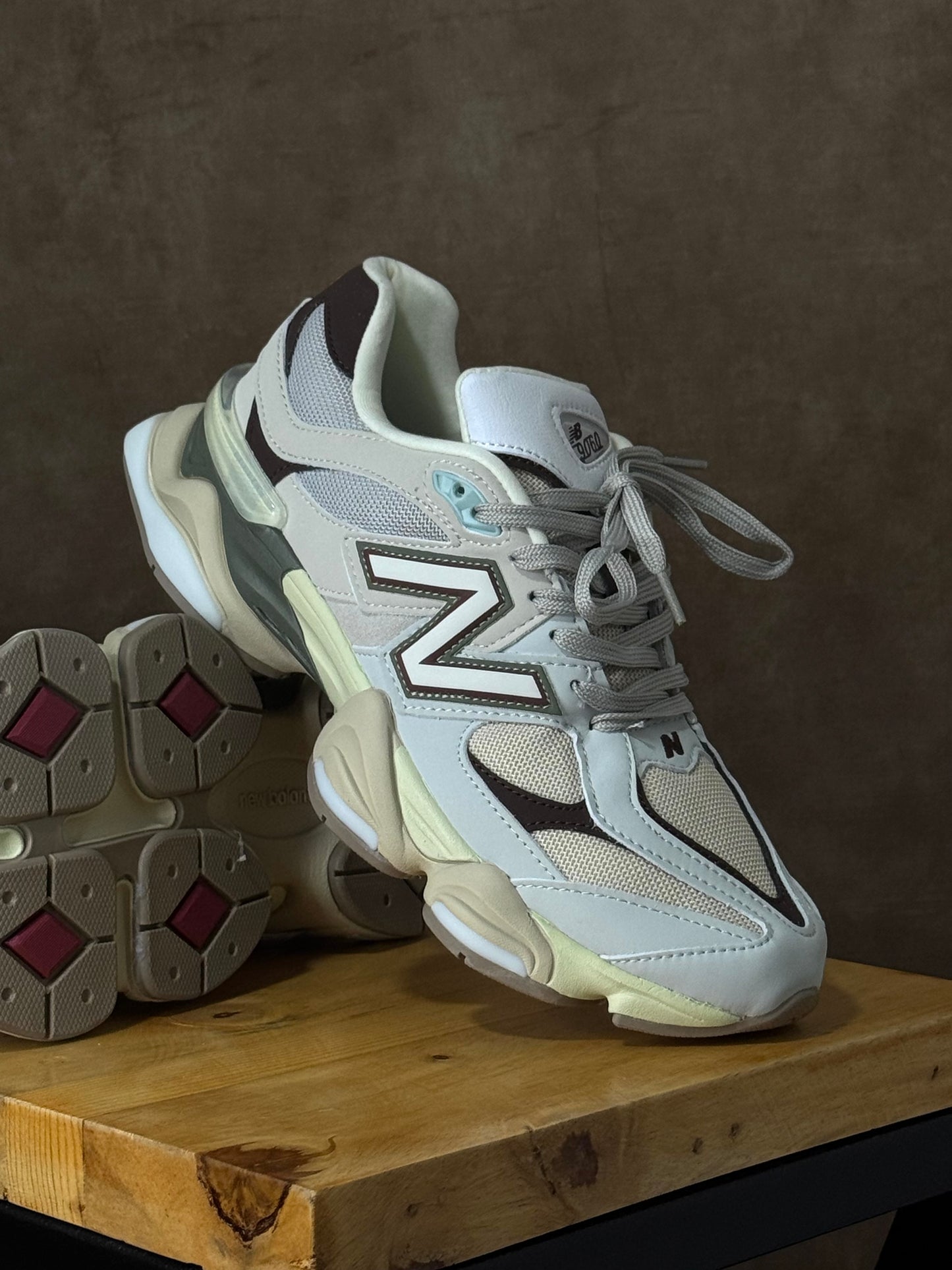 New Balance 9060 Gris