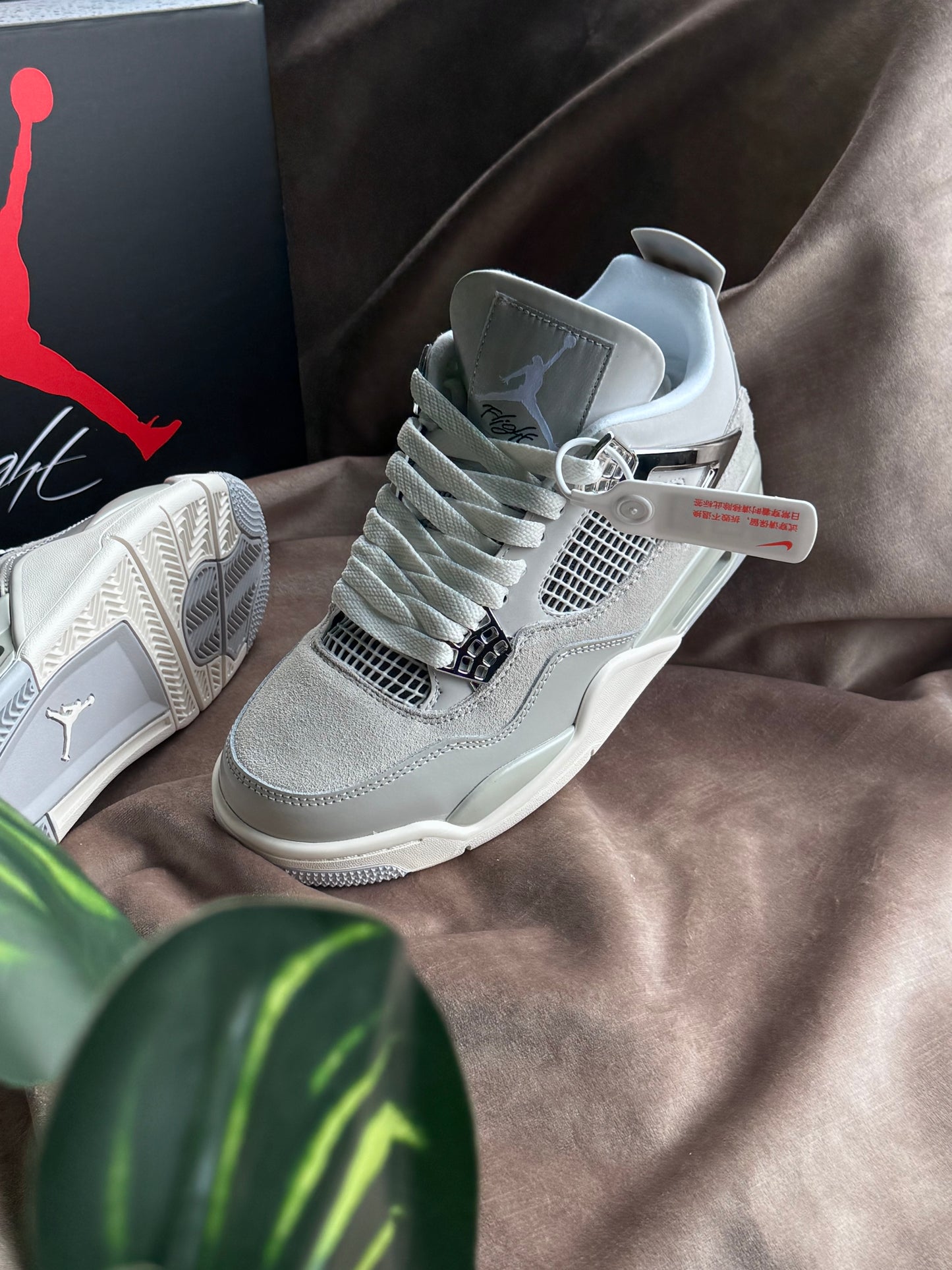 Air Jordan 4 “Frozen Moments”