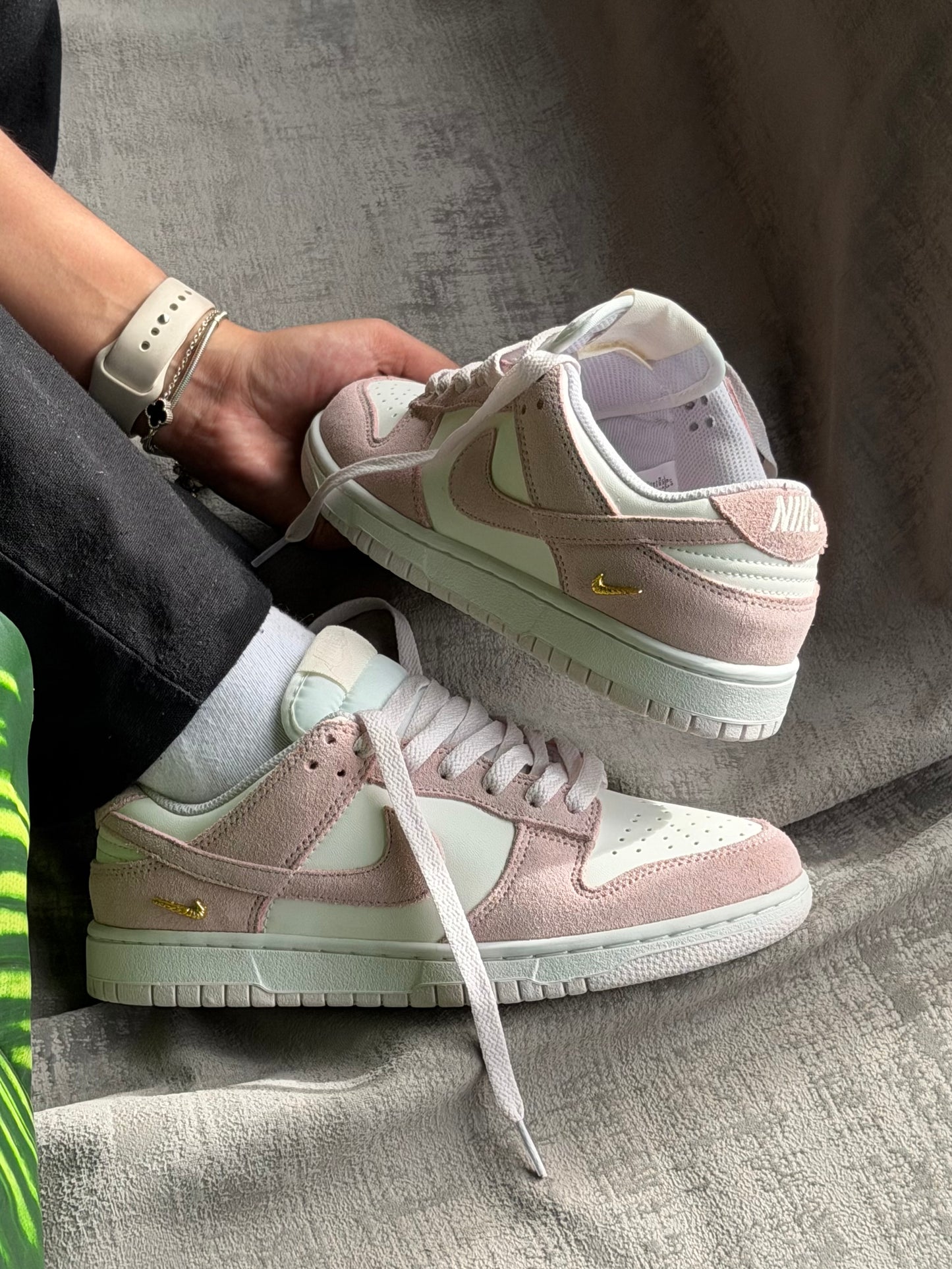 Nike SB Dunk Low “Pink”