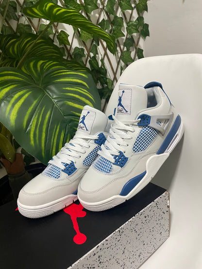 Air Jordan Retro 4 “Military Blue”