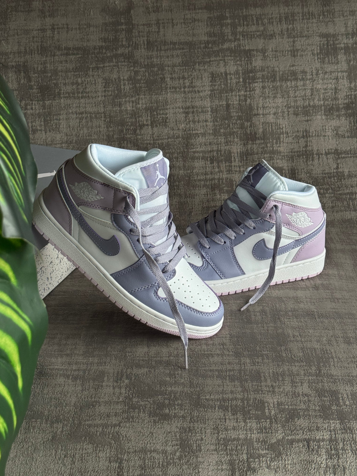 Air Jordan 1 Mid “Indigo Haze”
