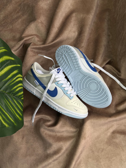 Nike SB Dunk Low “Ivory Huper Royal”