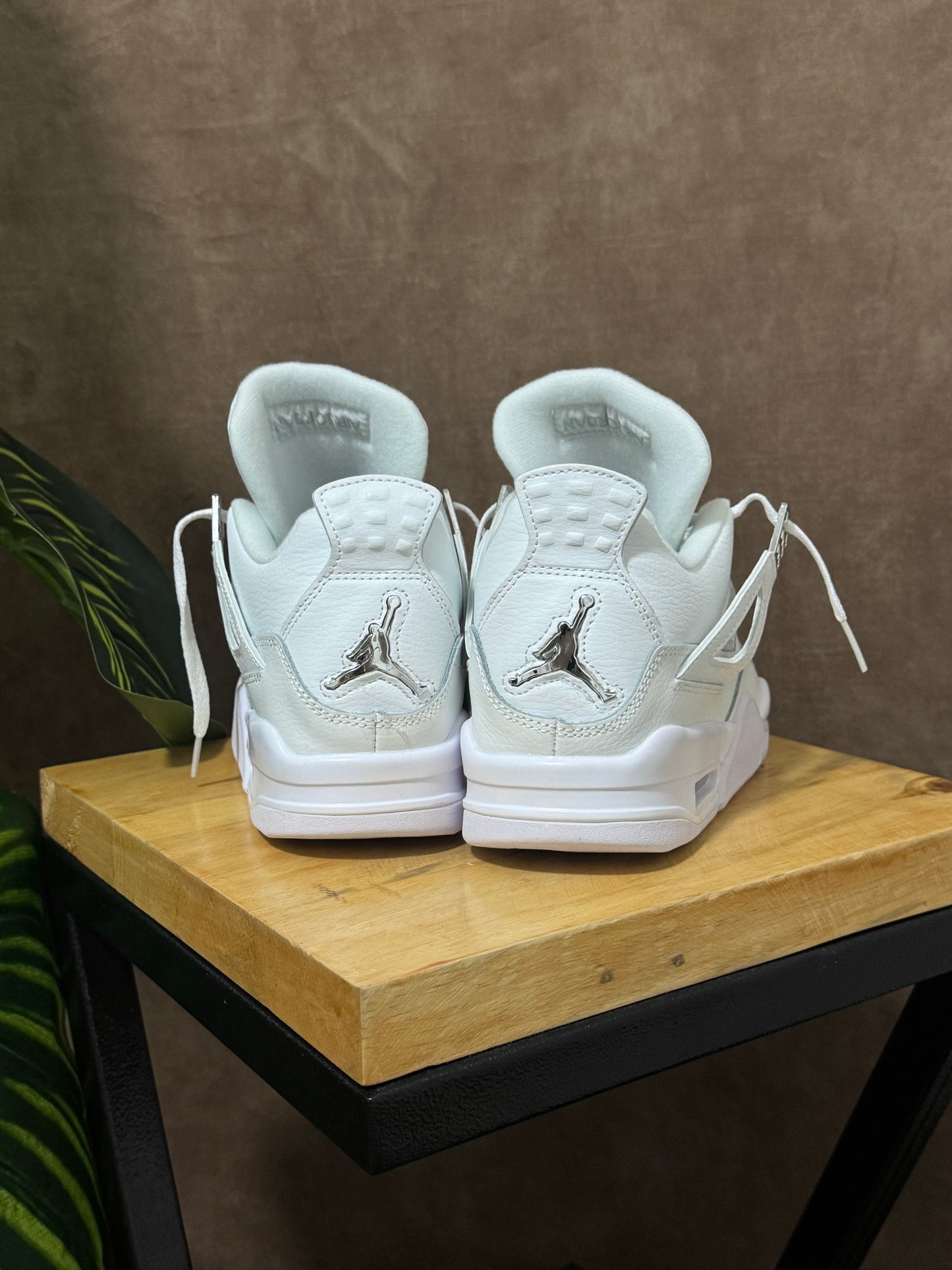 Air Jordan 4 Metallic Silver