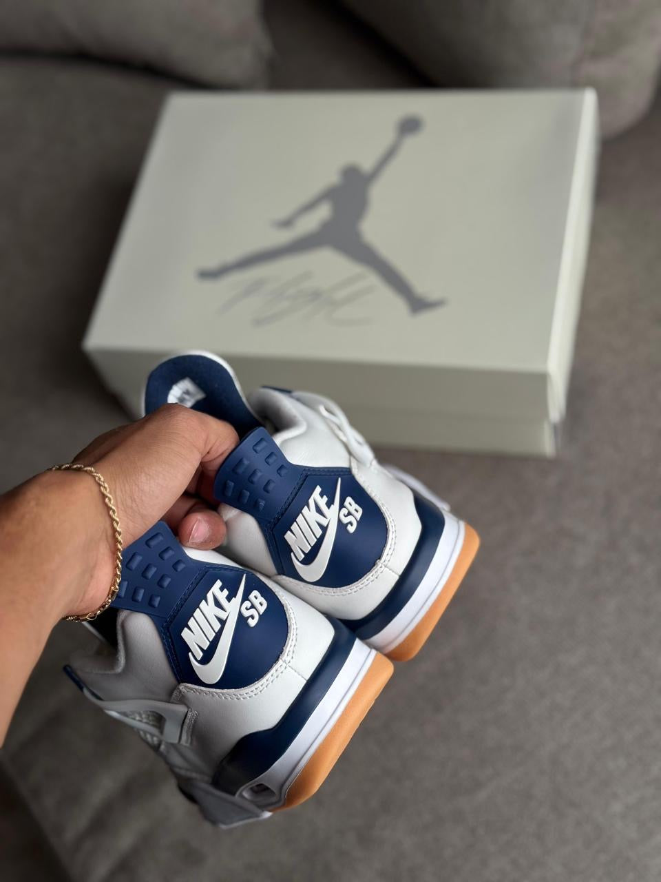Nike SB x Air Jordan 4 “Navy” (G5)