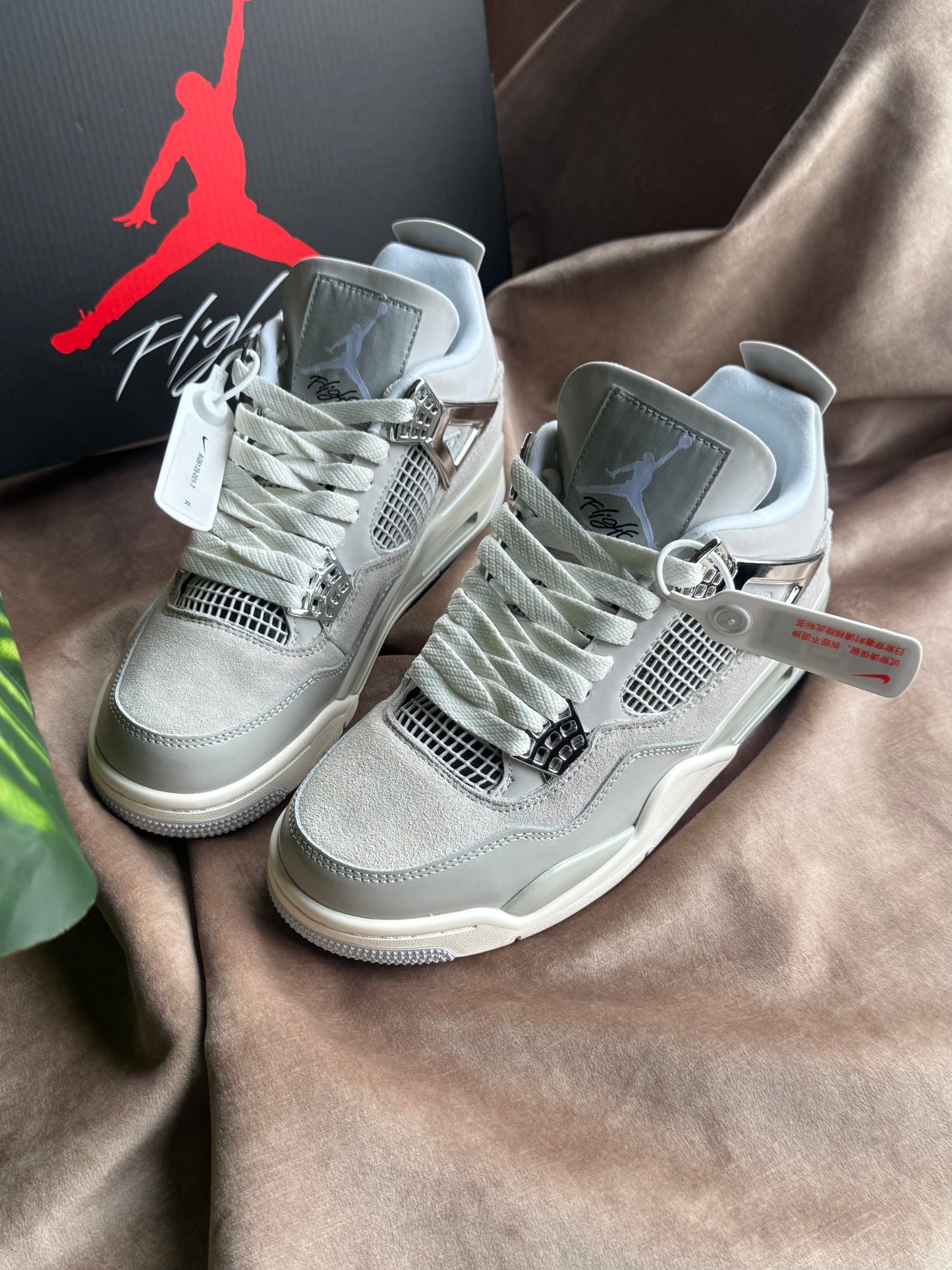 Air Jordan 4 “Frozen Moments”