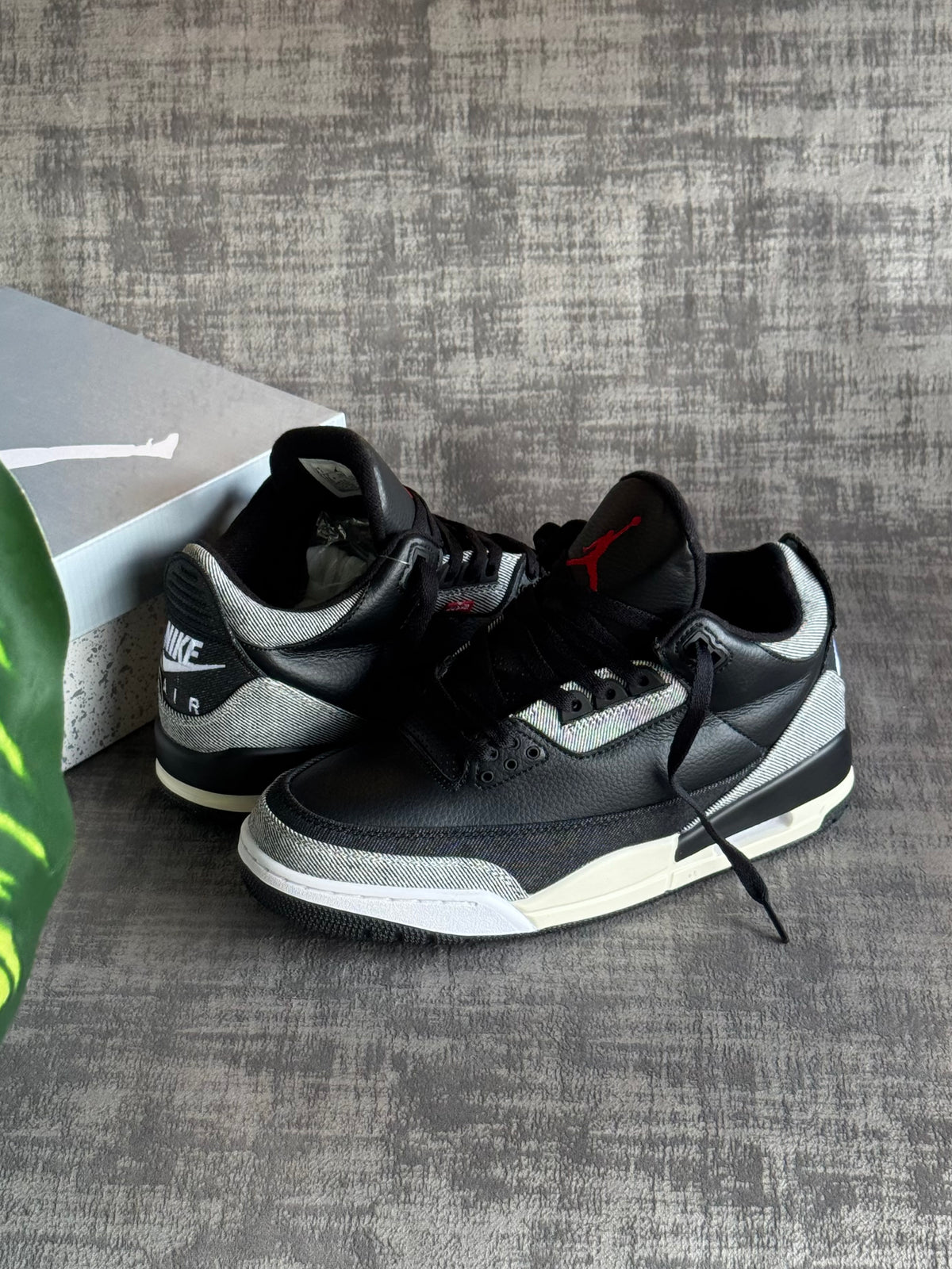 Air Jordan 3 x Levi’s “Black”