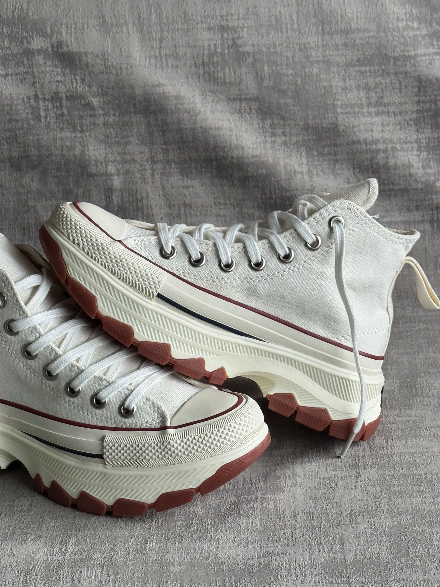 Converse Chuck Taylor “React”