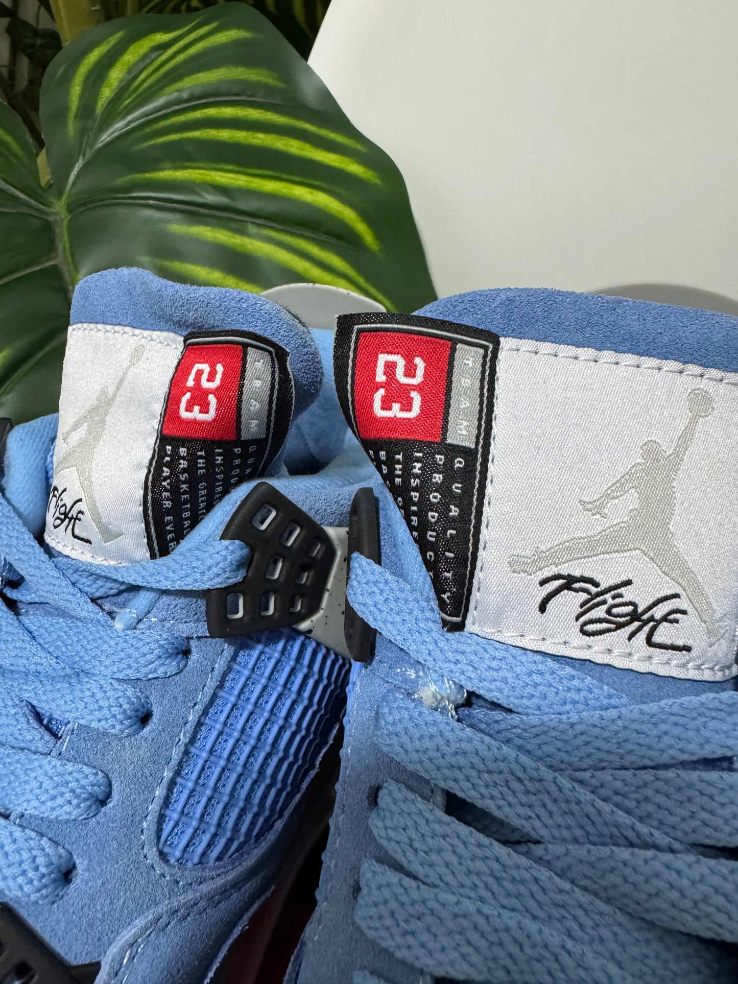 Air Jodan Retro 4 “University Blue”