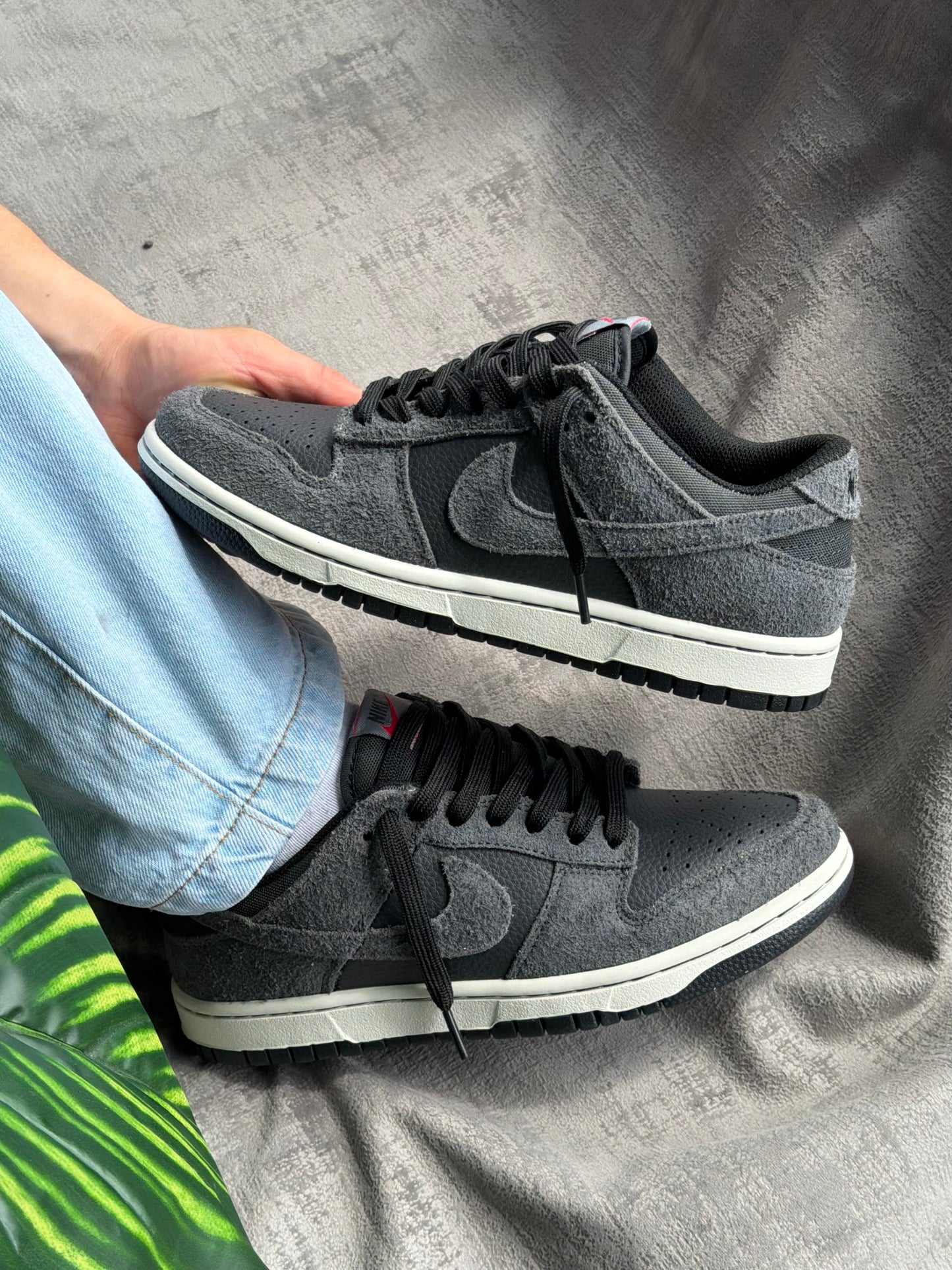 Nike SB Dunk Low “Black/Off Noir”
