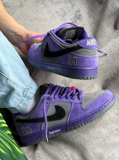 Nike SB Dunk Low x Supreme