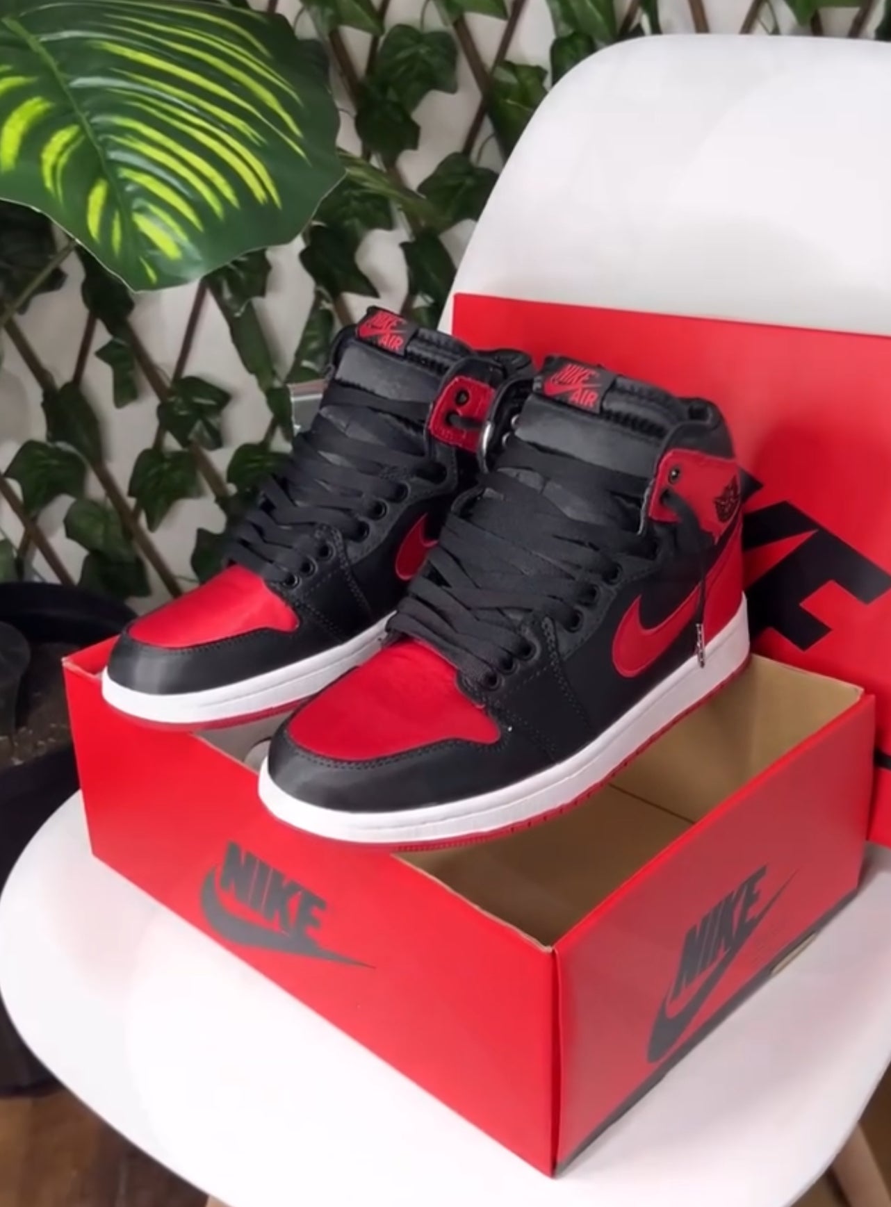 Air Jordan 1 High “Satin Bred”