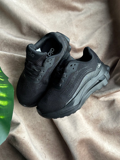 Alo Yoga Runner Low