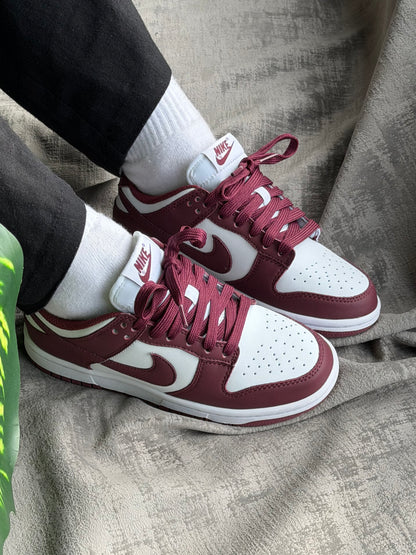 Nike SB Dunk Low “Redwood”