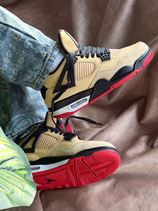 Air Jordan Retro 4 “Pizza”