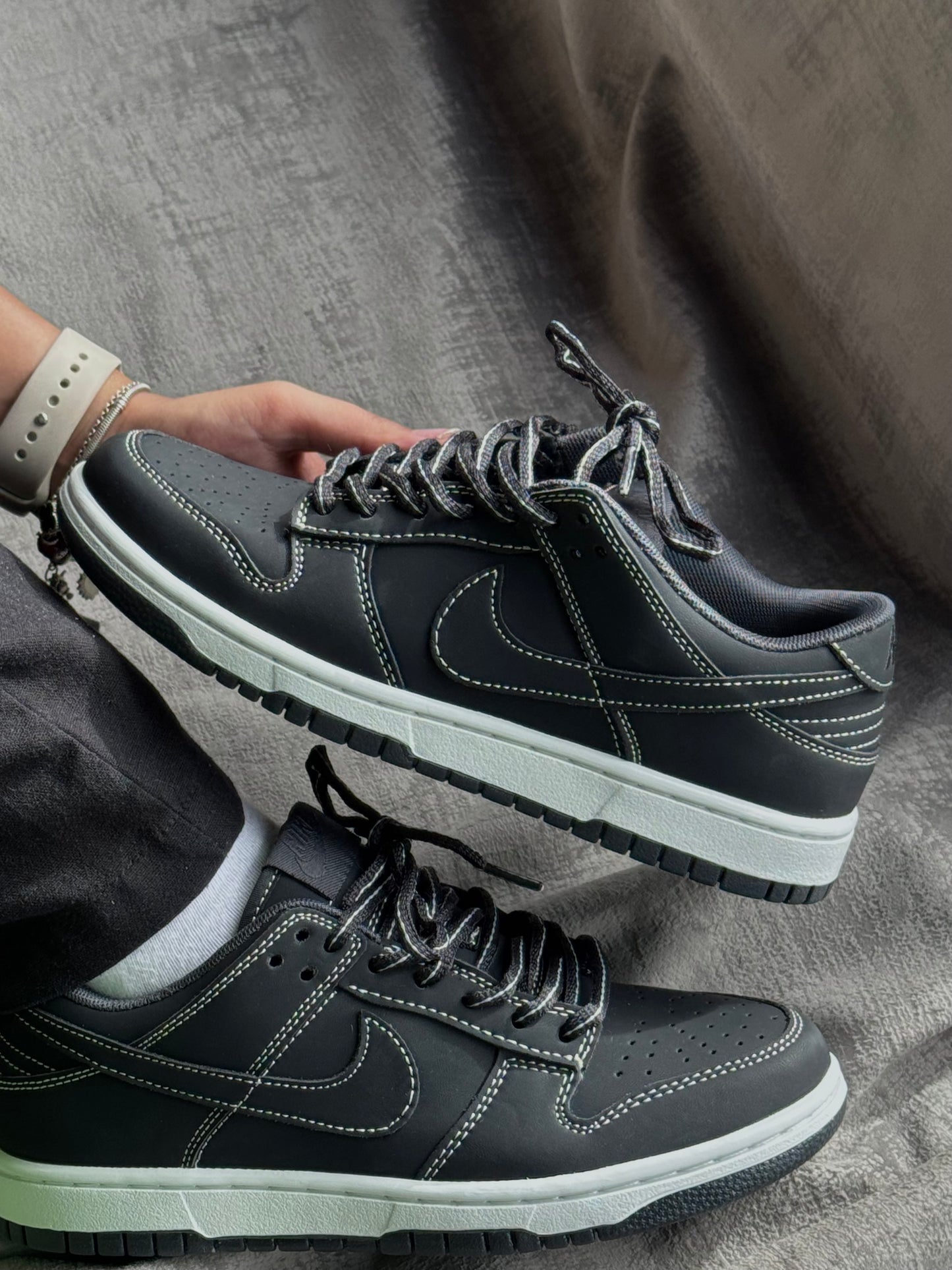 Nike SB Dunk Low “Black Contrast Stitch”