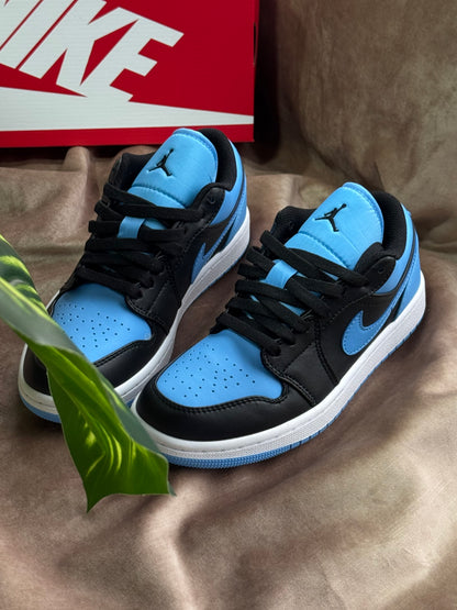 Air Jordan 1 Low “University Blue”