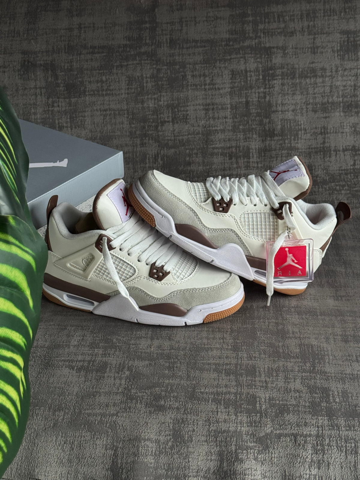 Air Jordan 4 “Mocha”