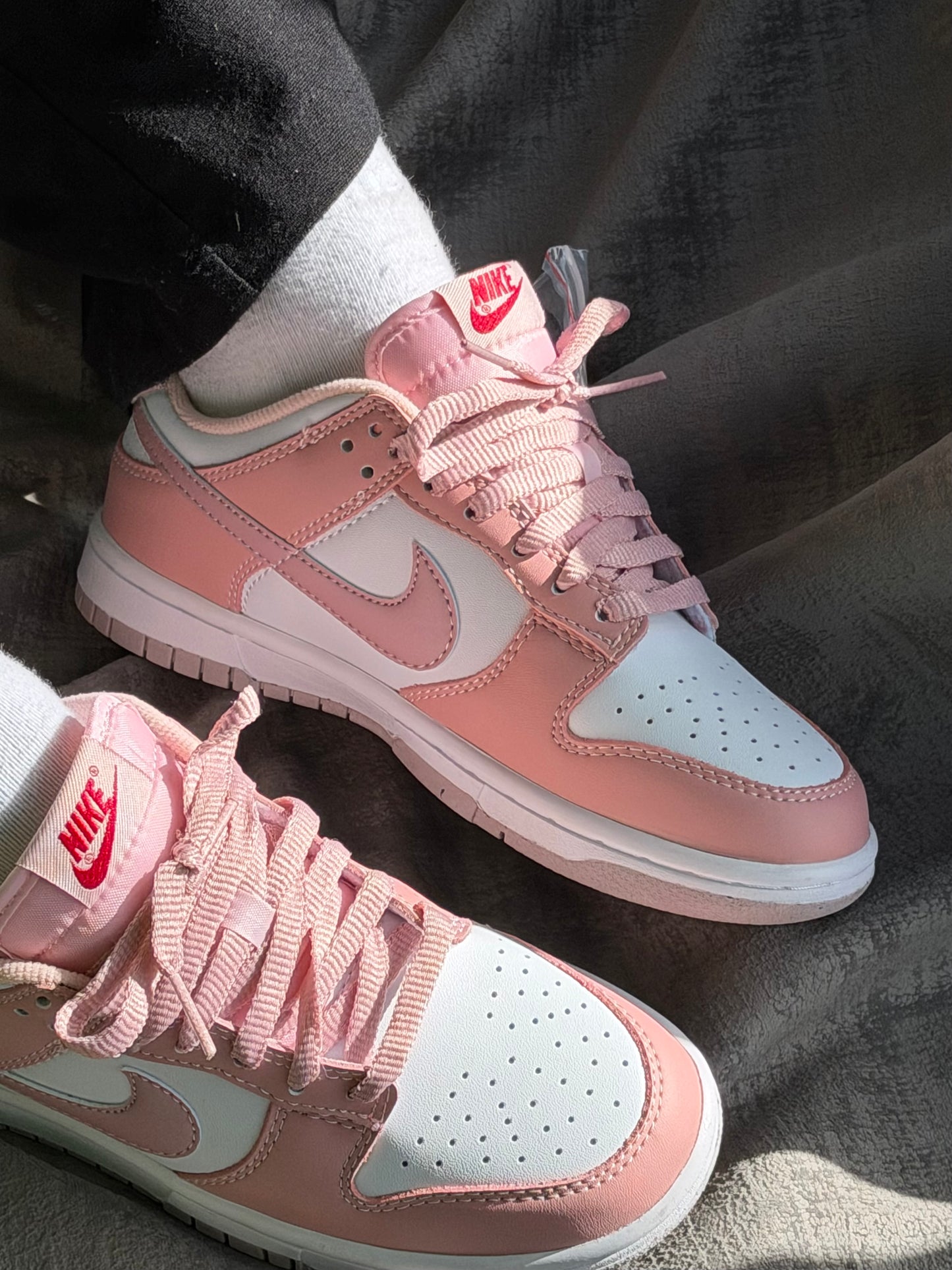 Nike SB Dunk Low “Velvet Pink”