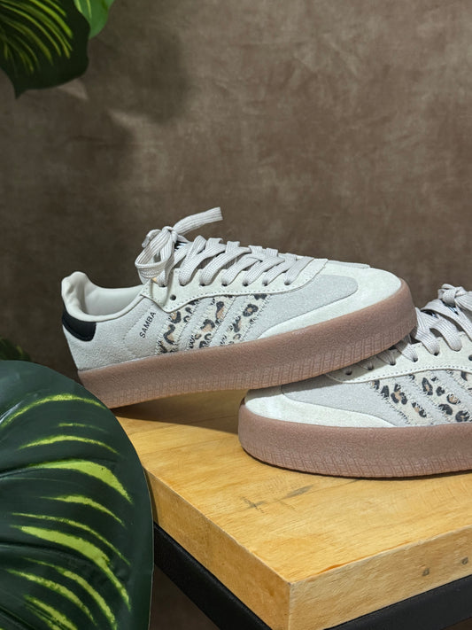 Adidas Samba Plataforma “Leopard Off White”