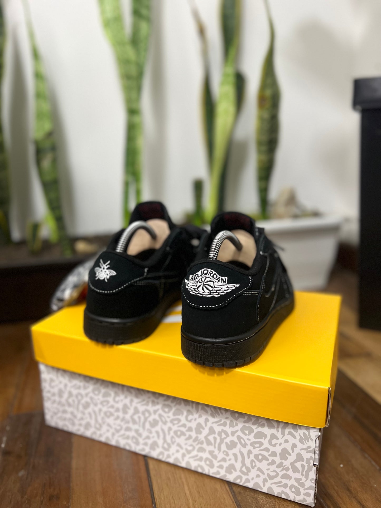Air Jordan 1 Low x Travis Scott “Black Phantom”